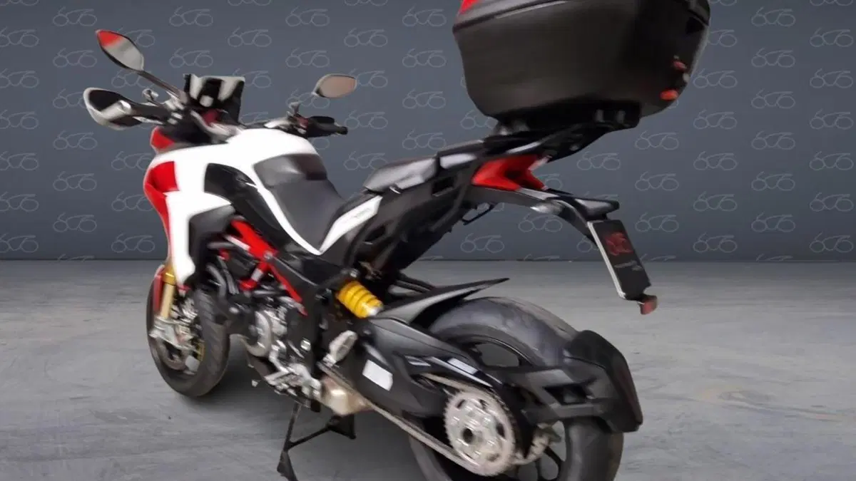 Ducati Multistrada 1260 Pikes Peak (2018 - 20)  (4)