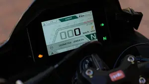 Aprilia Tuono V4 Factory (2021 - 24)  (8)
