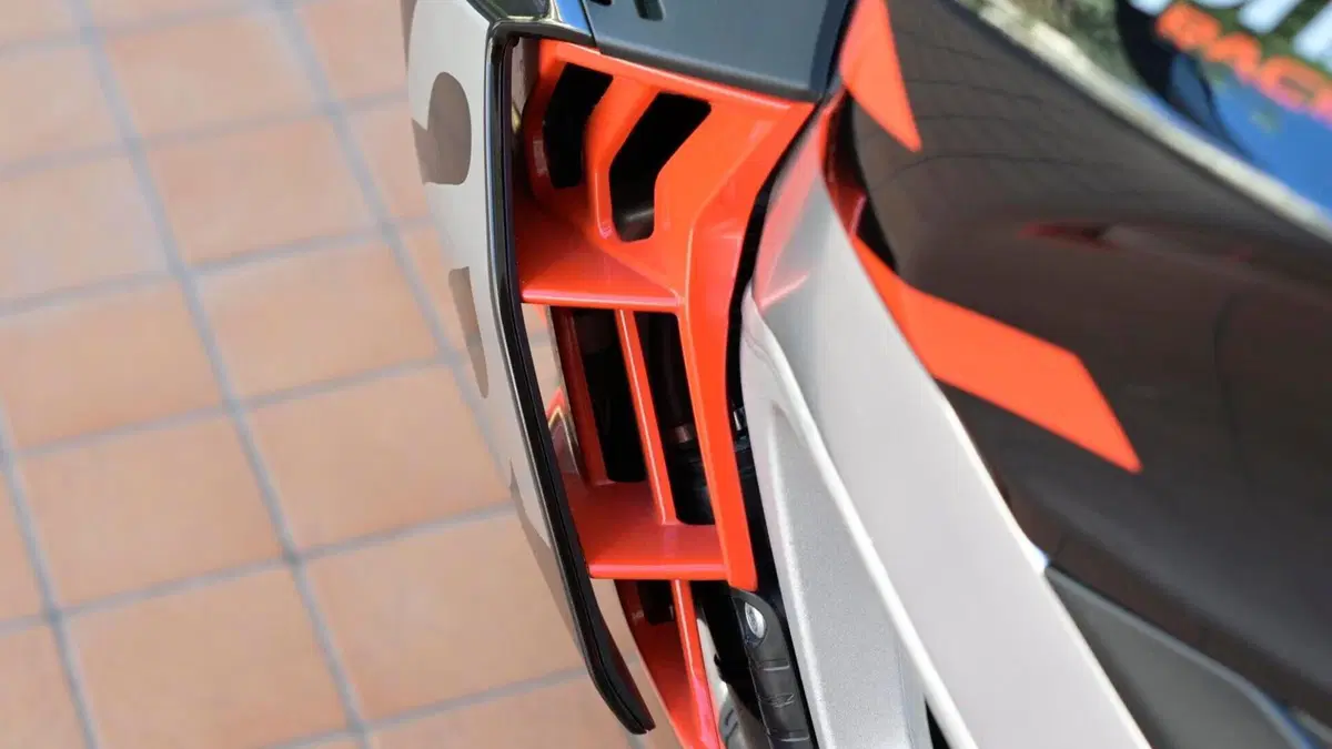 Aprilia Tuono V4 Factory (2021 - 24)  (19)