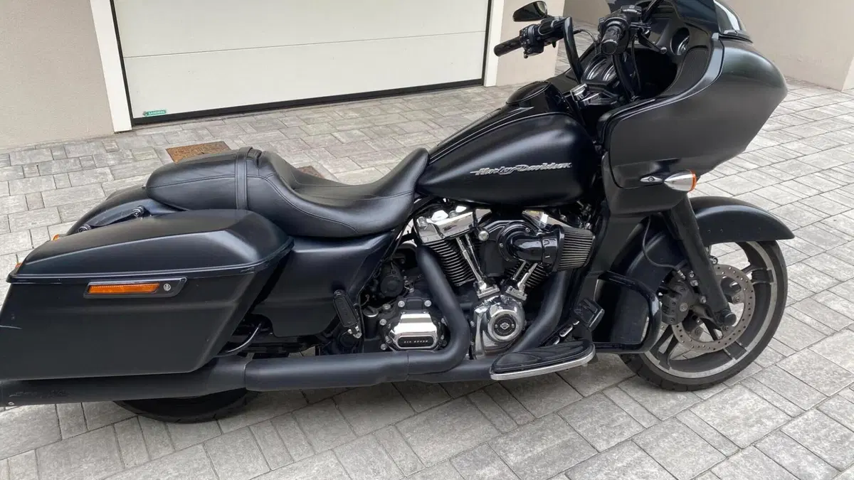Harley-Davidson 107 Road Glide Special (2017 - 18) - FLTRXS 