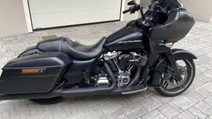 Harley-Davidson 107 Road Glide Special (2017 - 18) - FLTRXS 