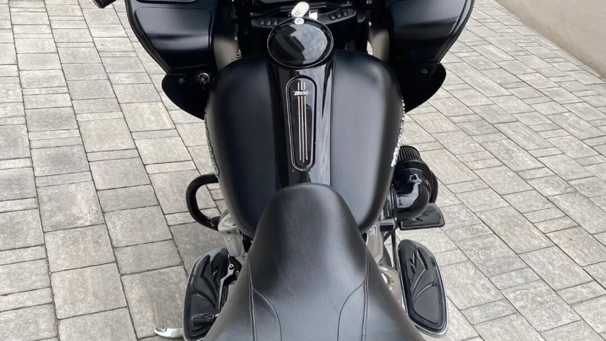 Harley-Davidson 107 Road Glide Special (2017 - 18) - FLTRXS  (4)