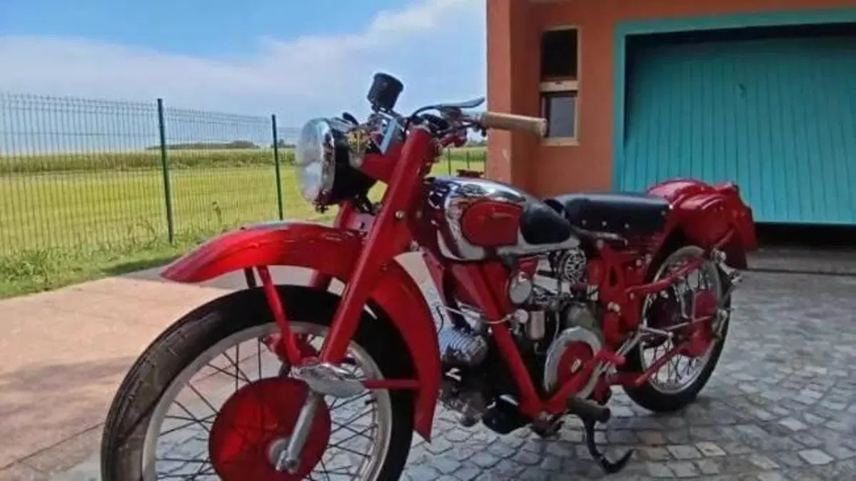Moto Guzzi   (5)