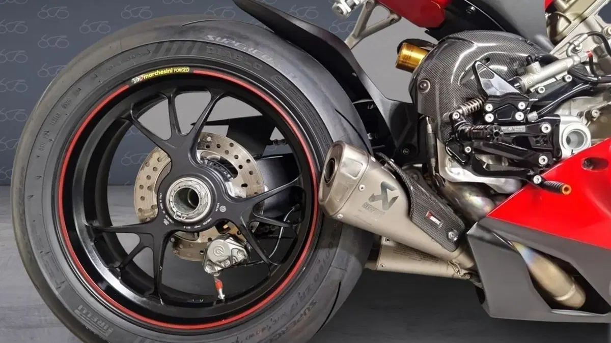 Ducati Panigale V4 S 1100 (2018 - 19)  (6)