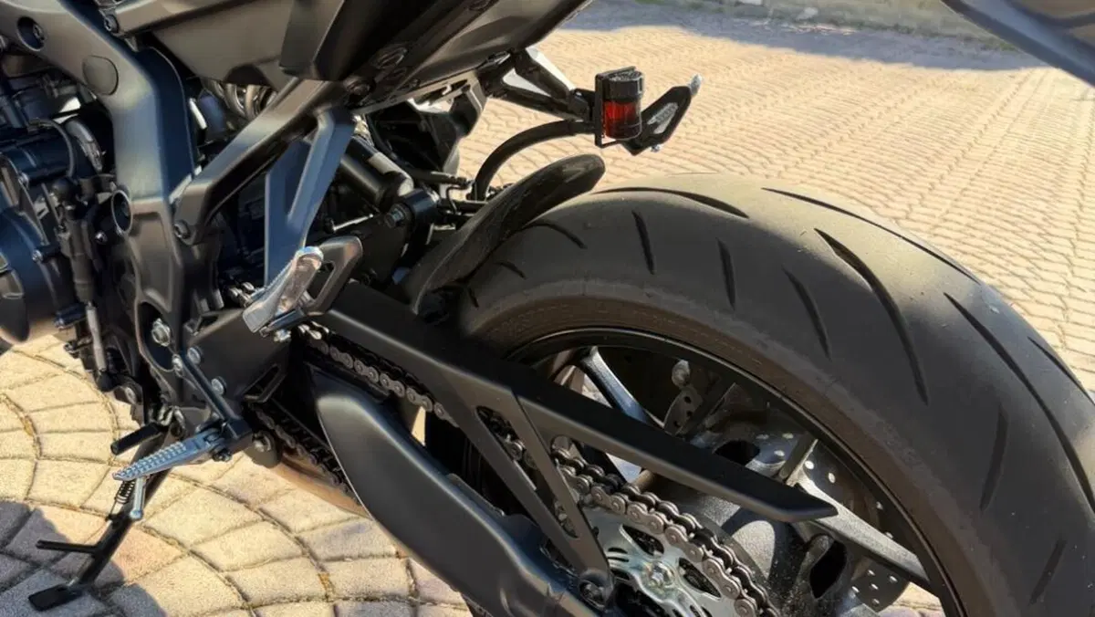 Yamaha MT-09 (2024 - 26)  (8)