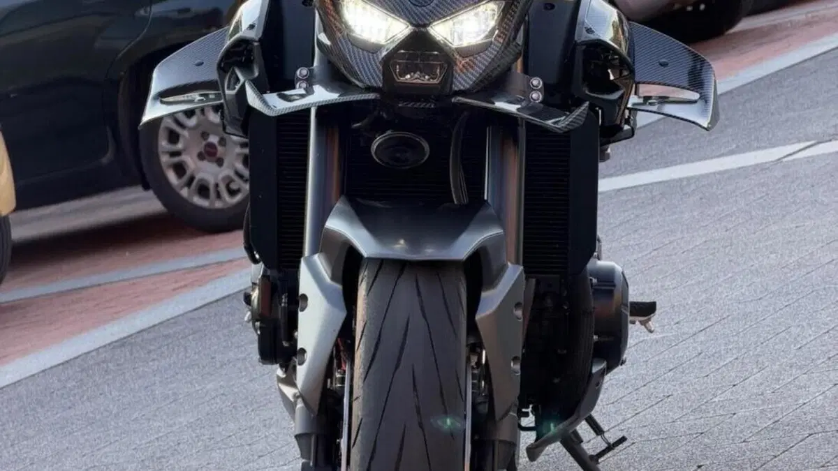 Kawasaki Z 900 A2 (2025 - 26)  (6)