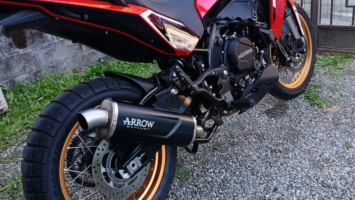 Moto Morini X-Cape 700 Gold Edition (2025 - 26)  (5)