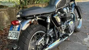 Triumph Bonneville T100 (2001 - 07)  (5)