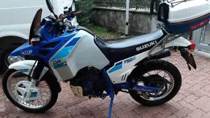 Suzuki DR Big 750 S (1988 - 89)  (2)