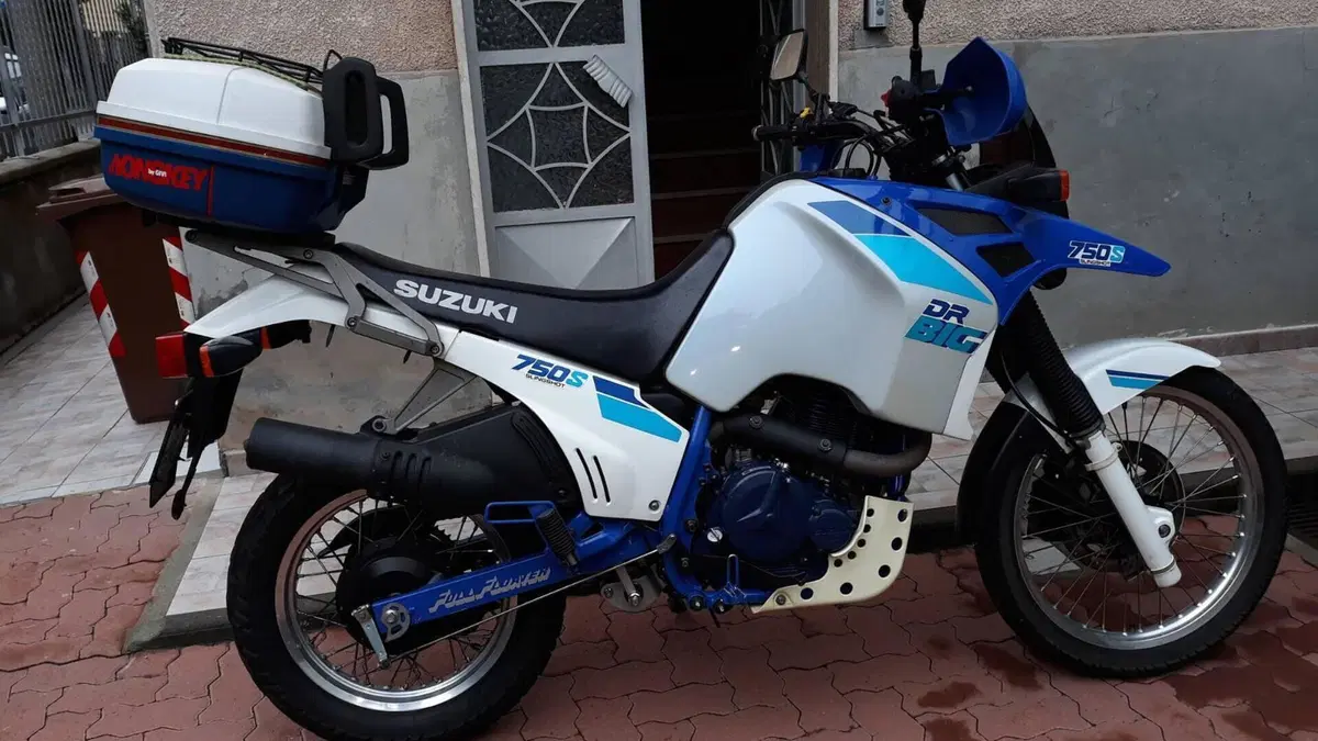Suzuki DR Big 750 S (1988 - 89)  (4)
