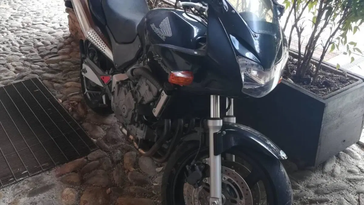 Honda Hornet 600 S (1999 - 01)  (2)