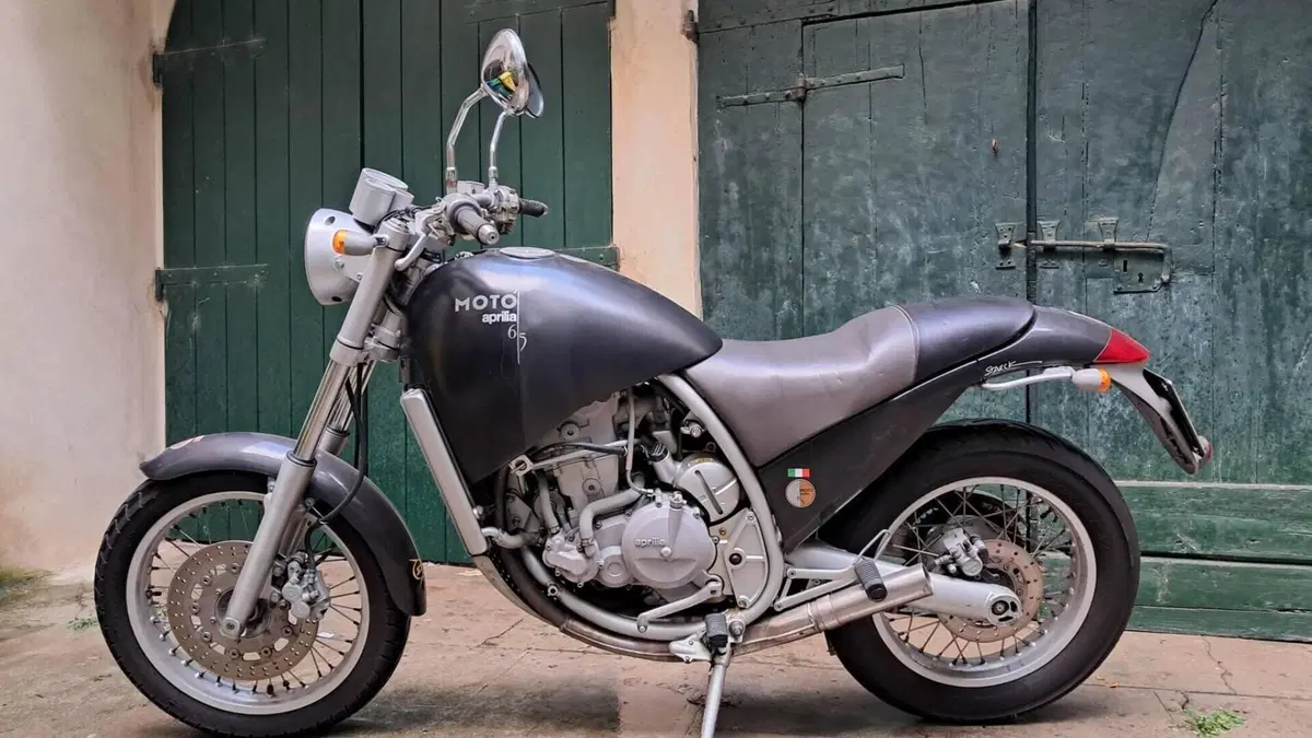 Aprilia   (2)
