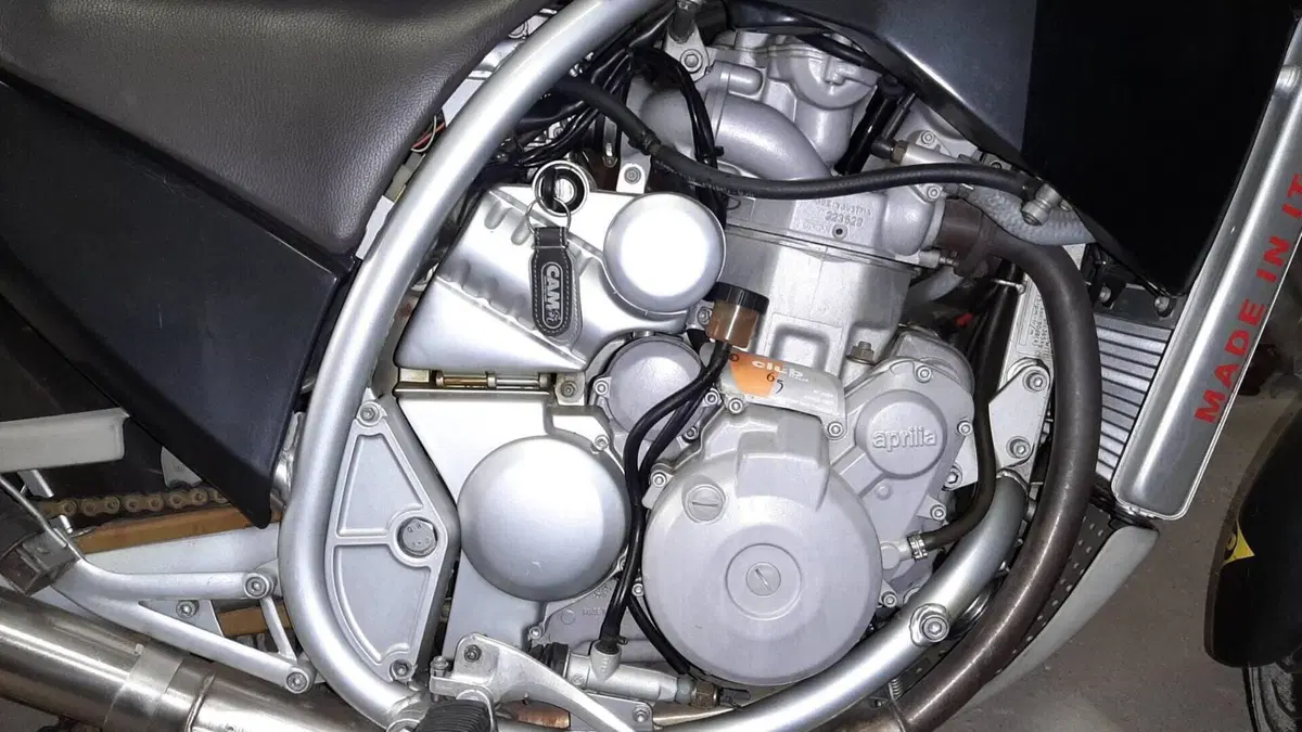 Aprilia   (7)