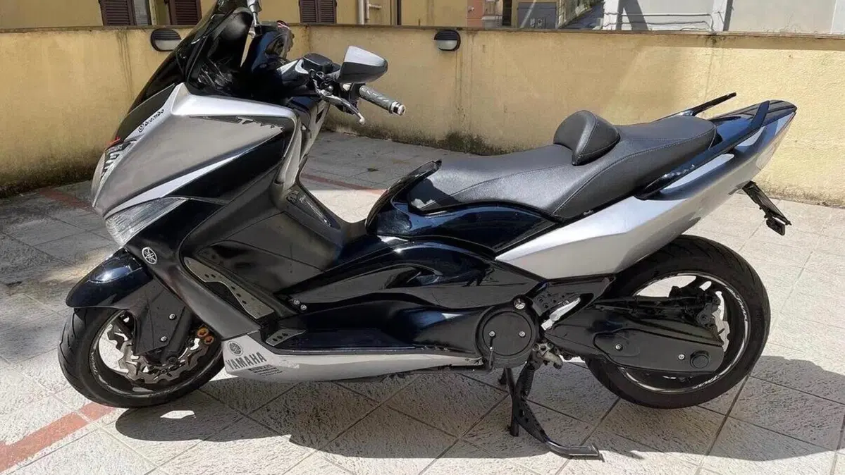 Yamaha T-Max 500 (2008 - 12)  (5)