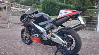 Aprilia RSV 1000 R (2001 - 02)