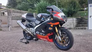 Aprilia RSV 1000 R (2001 - 02)  (12)