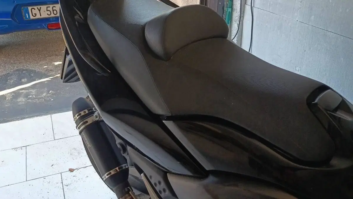 Yamaha T-Max 500 Night Max (2007 - 08)  (4)