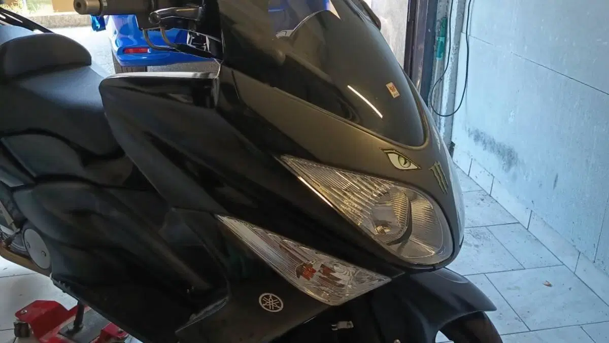 Yamaha T-Max 500 Night Max (2007 - 08)  (6)