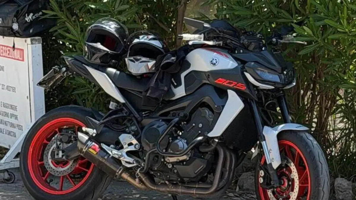 Yamaha MT-09 (2017 - 20)  (4)