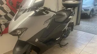 Yamaha T-Max 560 (2020 - 21) usata