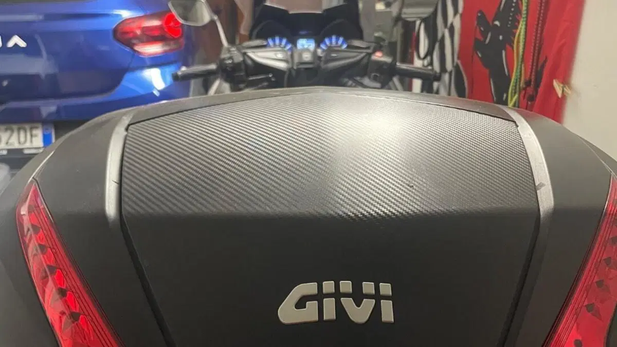 Yamaha T-Max 560 (2020 - 21)  (7)