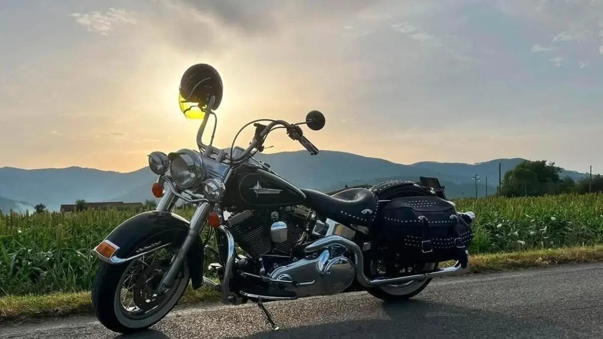 Harley-Davidson 1690 Heritage Classic (2011 - 17) - FLSTC 