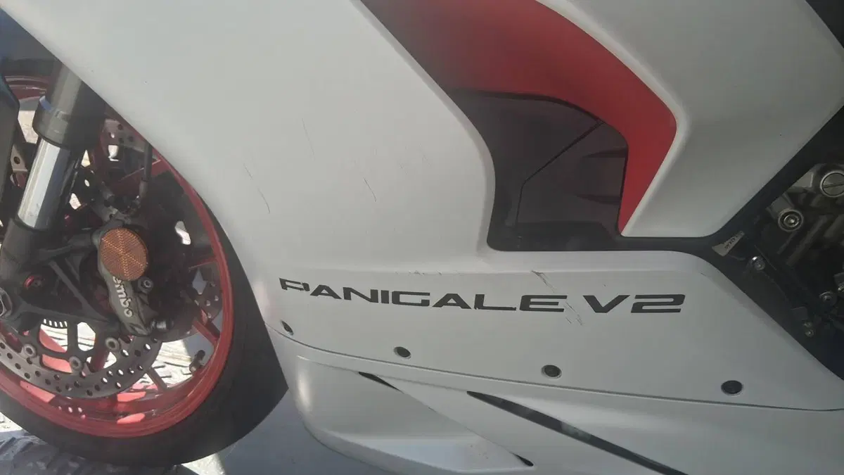 Ducati Panigale V2 (2021 - 24)  (6)