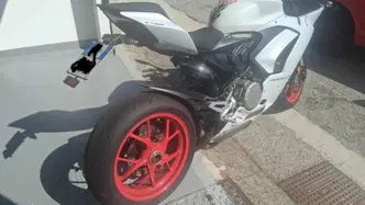 Ducati Panigale V2 (2021 - 24) usata
