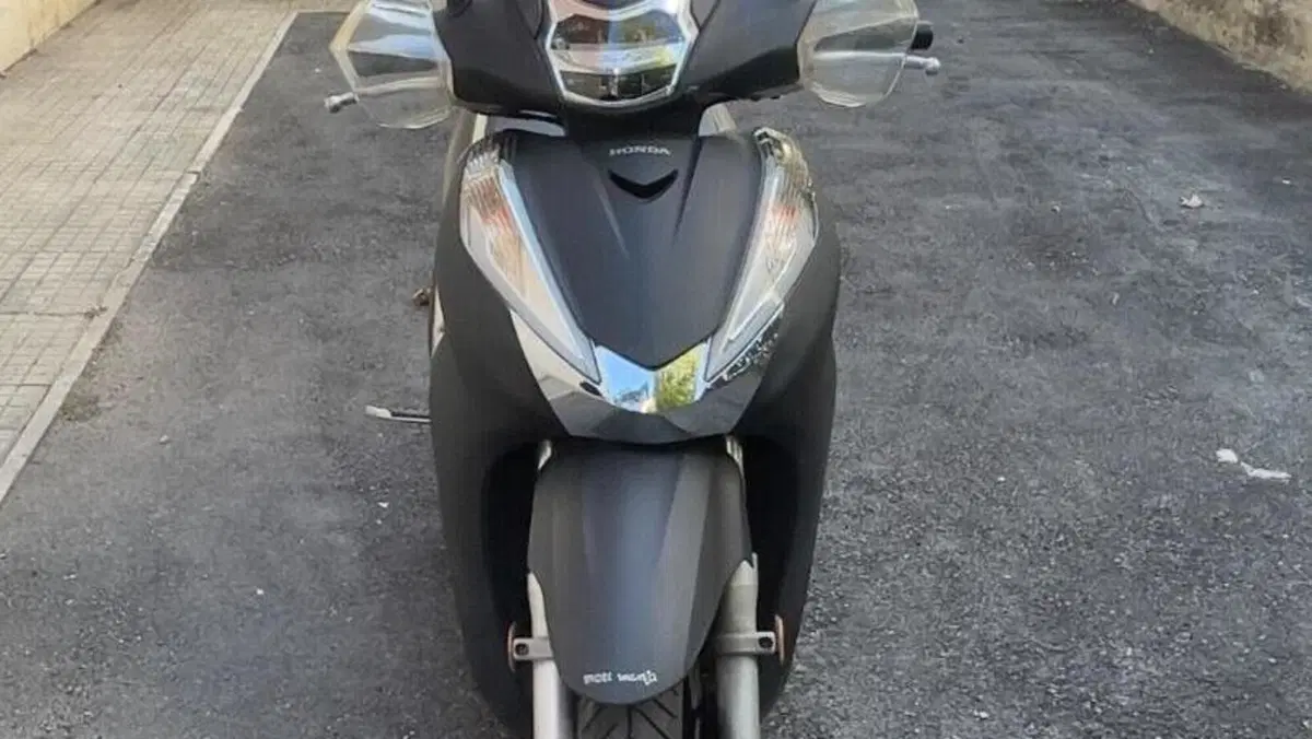 Honda SH 300 i ABS (2016 - 20)  (3)