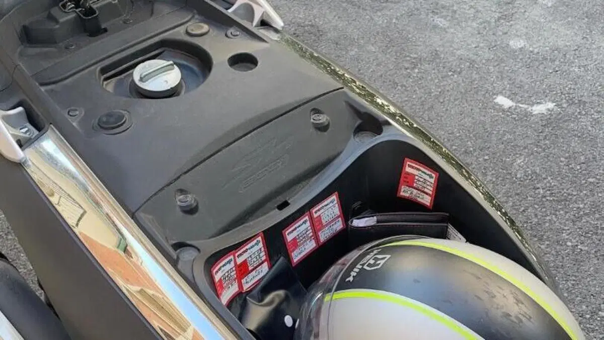Honda SH 300 i ABS (2016 - 20)  (12)