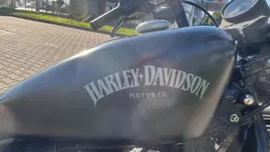 Harley-Davidson 883 Iron (2014 - 16) - XL 883N  (5)