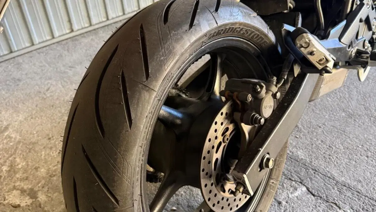 Yamaha XJ6 (2008 - 15)  (5)