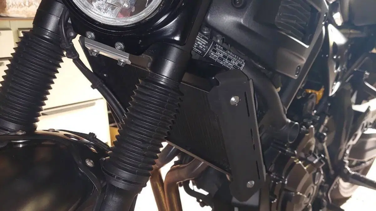 Yamaha XSR 700 ABS (2016 - 20)  (3)