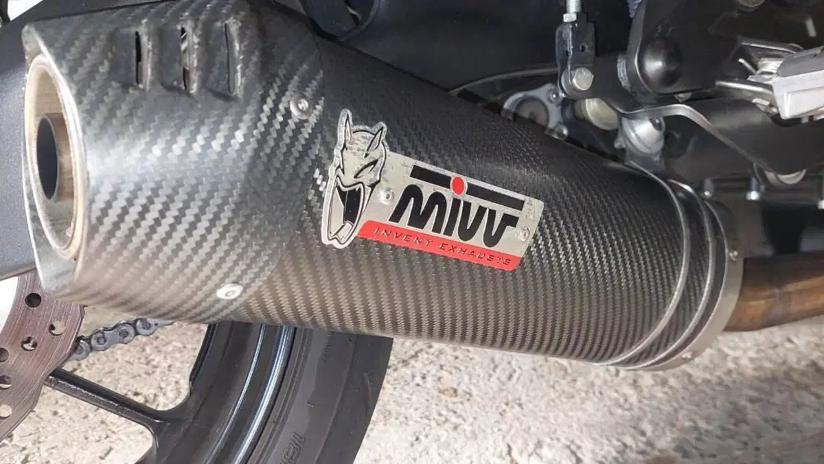 Yamaha XSR 700 ABS (2016 - 20)  (10)