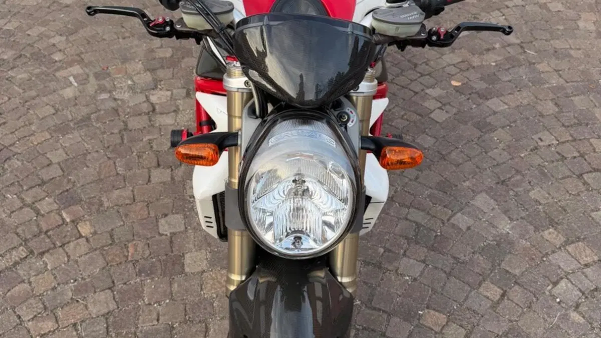 MV Agusta Brutale 910 S (2005 - 11)  (2)