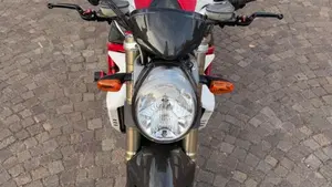 MV Agusta Brutale 910 S (2005 - 11)  (2)