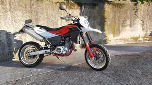 Swm SM 650 R (2015 - 16)  (2)
