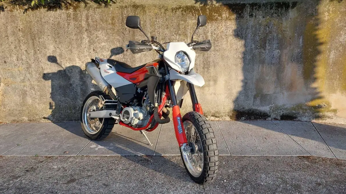 Swm SM 650 R (2015 - 16) 