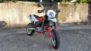Swm SM 650 R (2015 - 16)  (9)