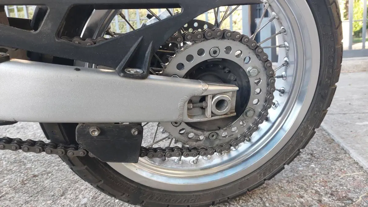 Swm SM 650 R (2015 - 16)  (14)