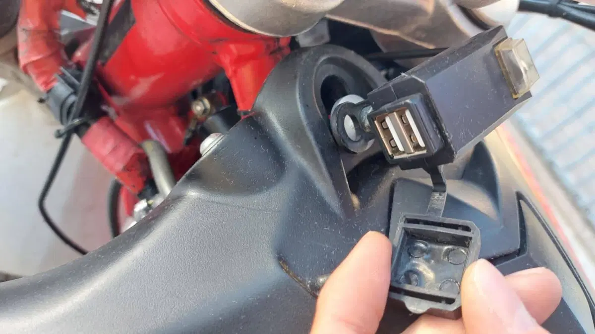 Swm SM 650 R (2015 - 16)  (15)
