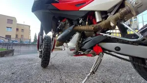Swm SM 650 R (2015 - 16)  (16)