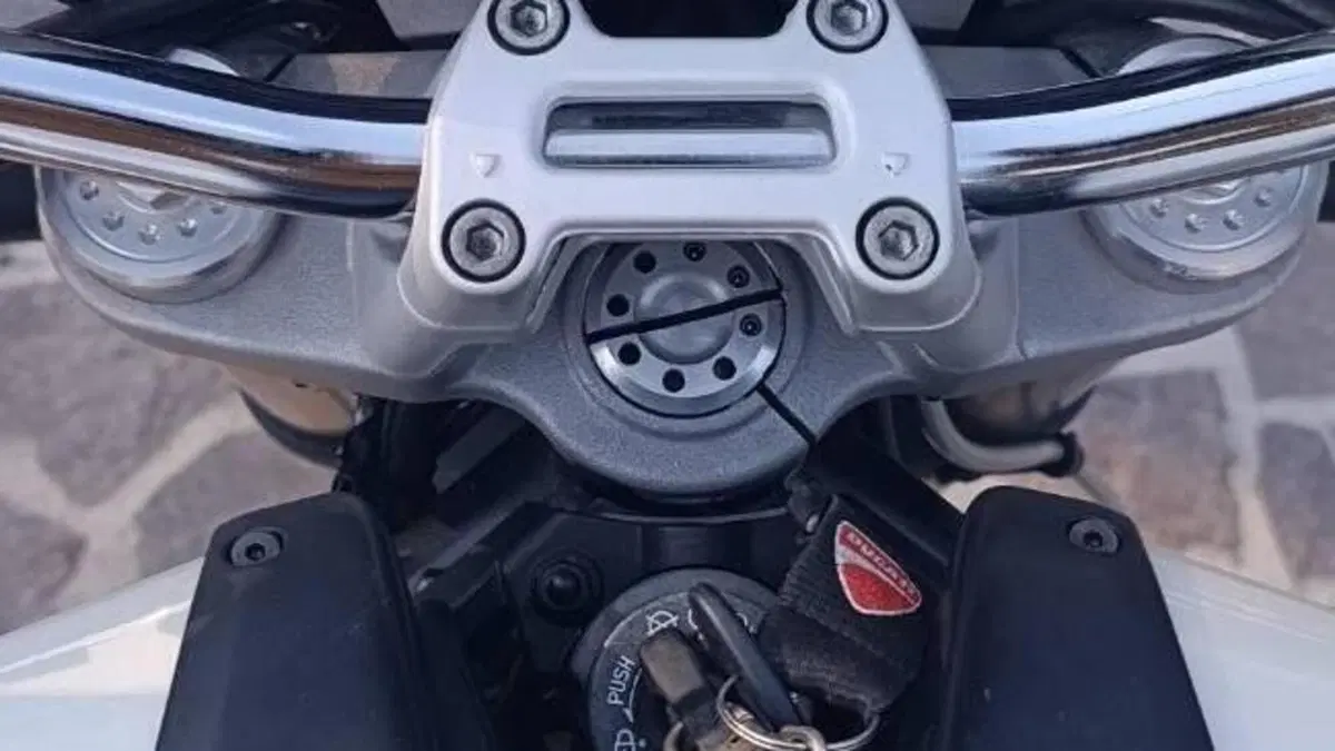 Ducati Monster 696 Plus (2007 - 14)  (4)