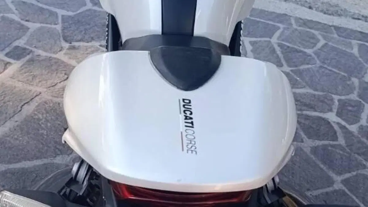 Ducati Monster 696 Plus (2007 - 14)  (5)