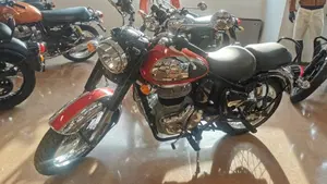 Royal Enfield Classic 350 (2021 - 26)  (6)