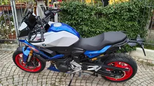 Bmw F 900 XR (2025 - 27)  (2)