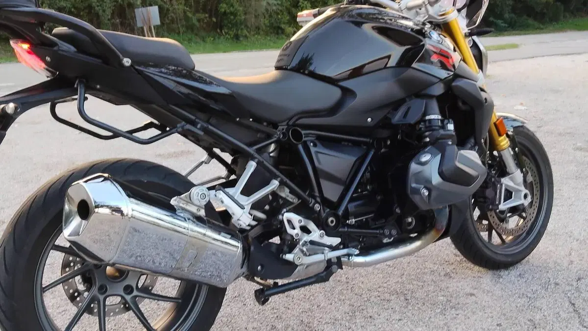 Bmw R 1250 R (2021 - 25)  (5)