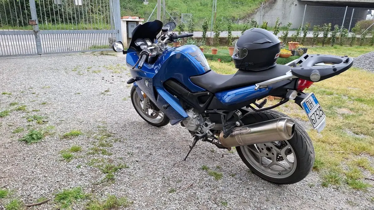 Bmw F 800 ST  (4)