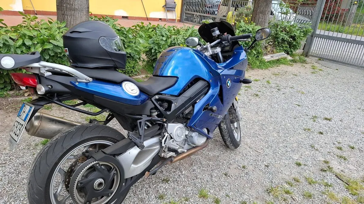 Bmw F 800 ST  (5)