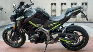 Kawasaki Z 900 Performance (2019)  (8)